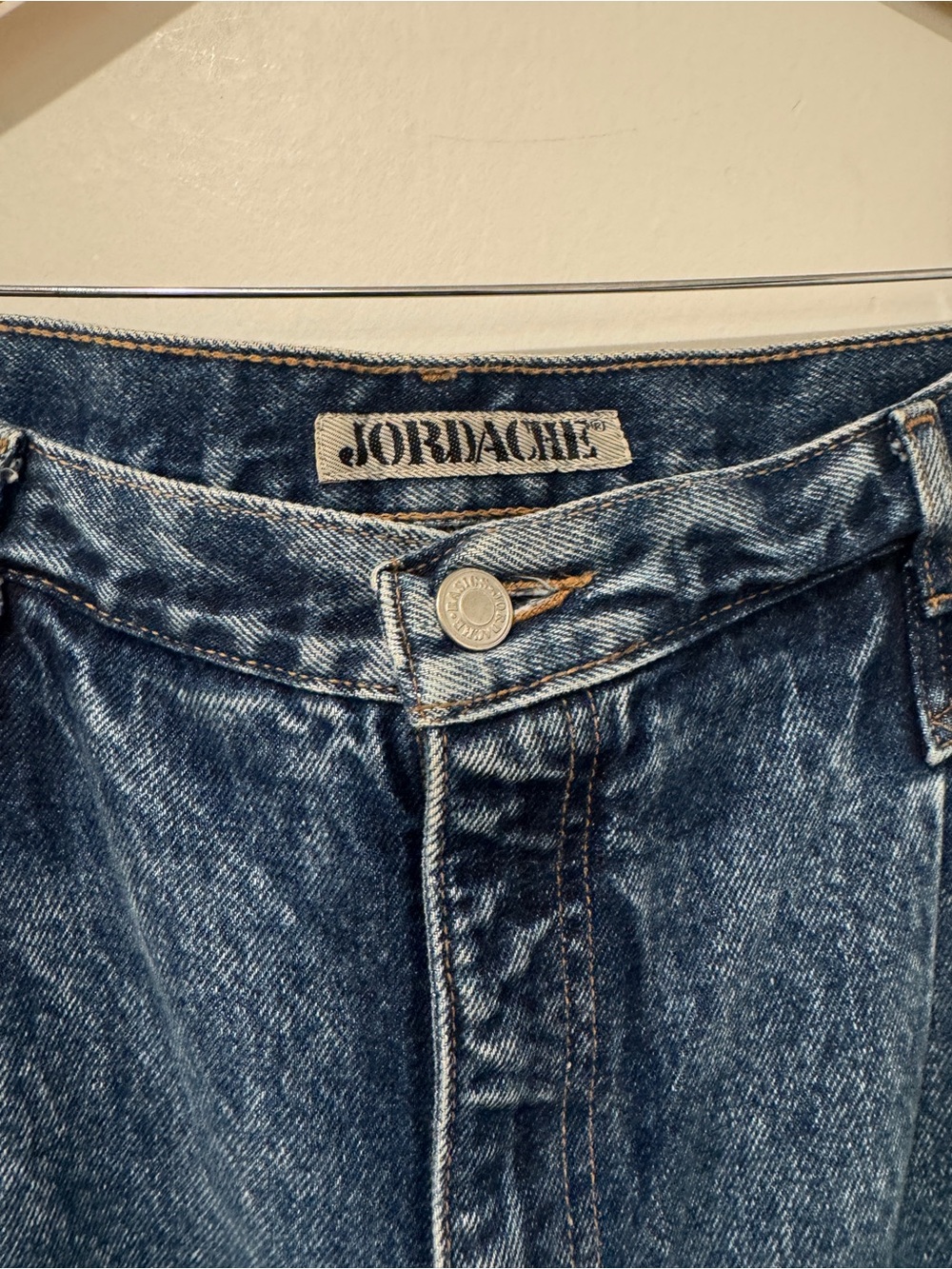 VINTAGE JORDACHE ACID WASH HIGH RISE JEANS - Picture 4 of 6